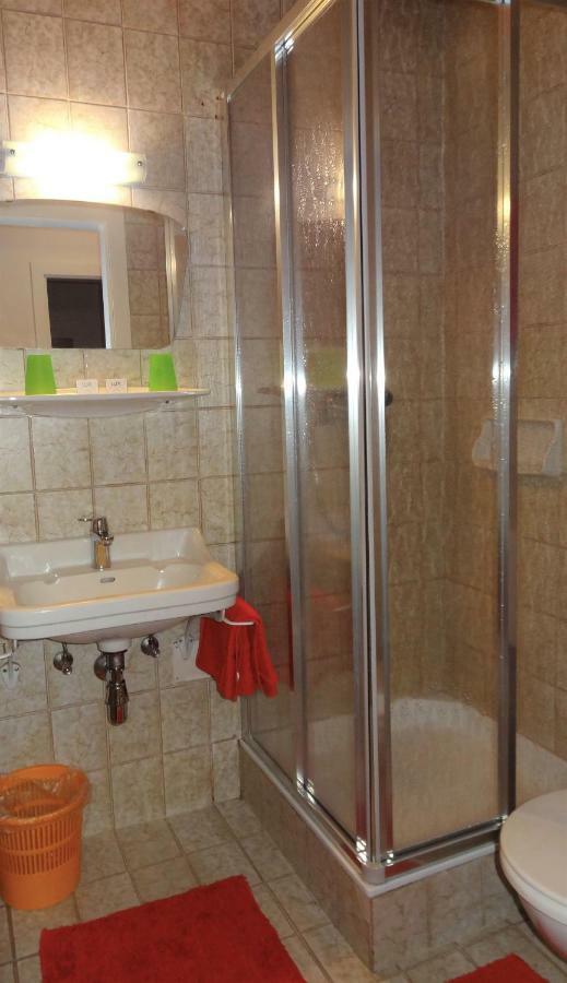 Gasthof Post Hotel Kremsbrucke Стая снимка